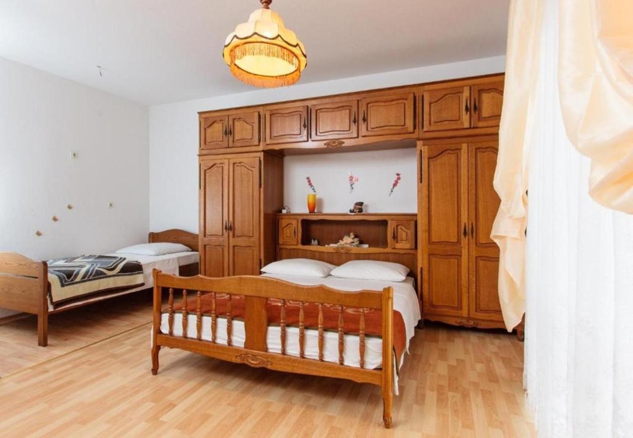 Apartment Knez 1 - 50 M From Beach โปดสตรานา ภายนอก รูปภาพ