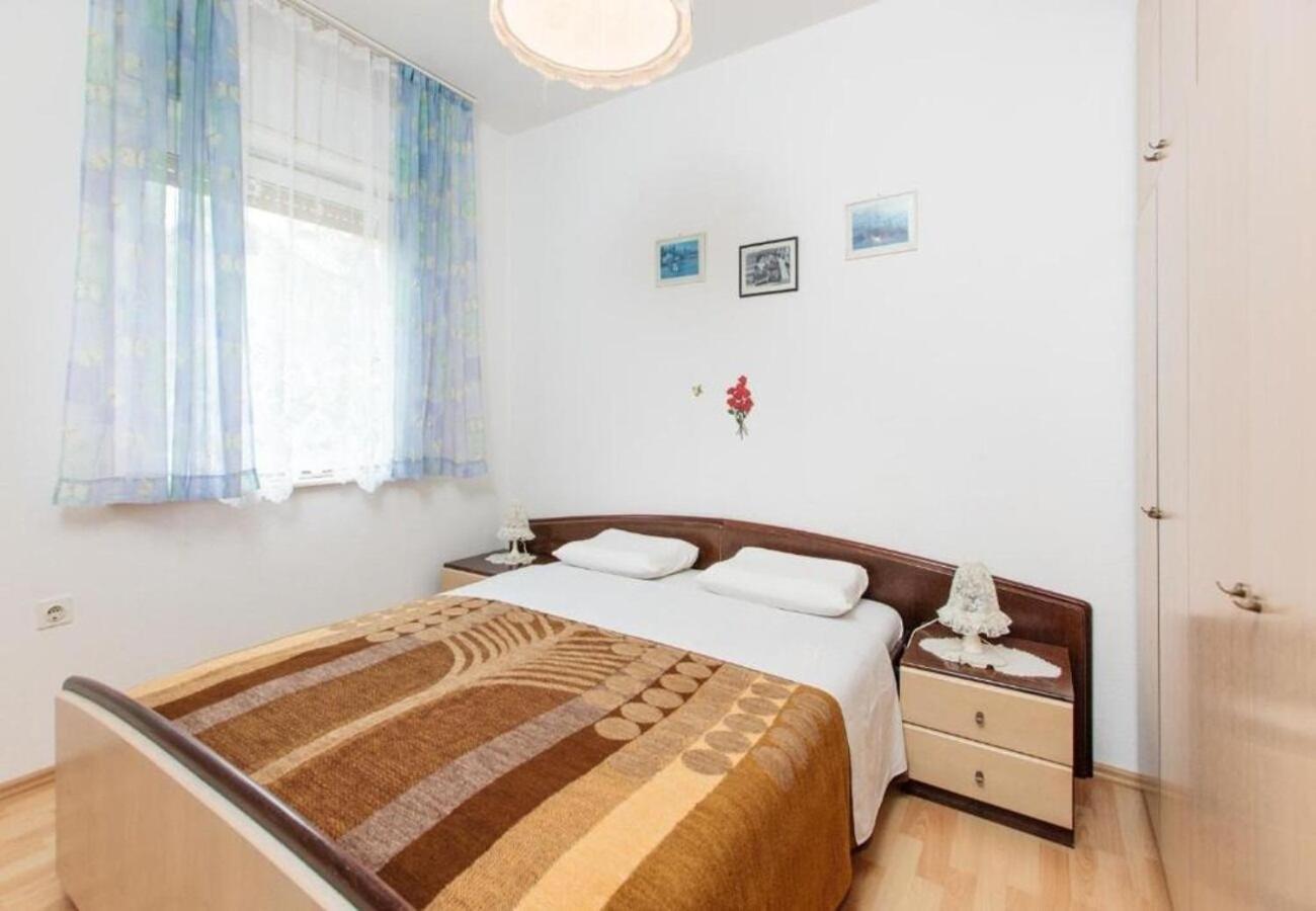 Apartment Knez 1 - 50 M From Beach โปดสตรานา ภายนอก รูปภาพ
