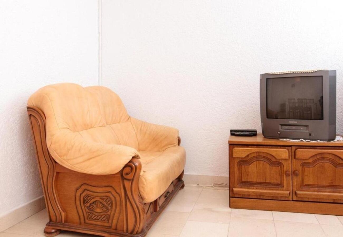 Apartment Knez 1 - 50 M From Beach โปดสตรานา ภายนอก รูปภาพ
